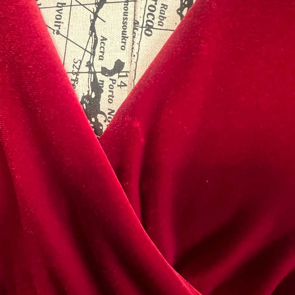 AGB Red Sleeveless Velvetlike Dress - Picture 3 of 11